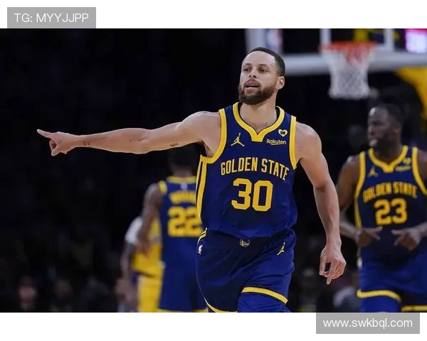 勇士与快船激战回顾2017年10月31日精彩录像分析与赛后点评