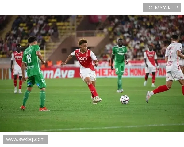 南特与圣埃蒂安激战在即谁能在法甲赛场上笑到最后